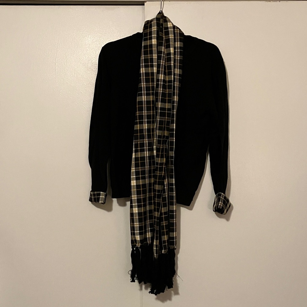 Collectif Allie Geek cardigan and scarf set